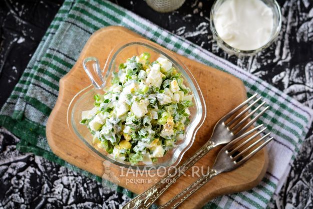 Летний салат из трех ингредиентов, который станет вашим фаворитом