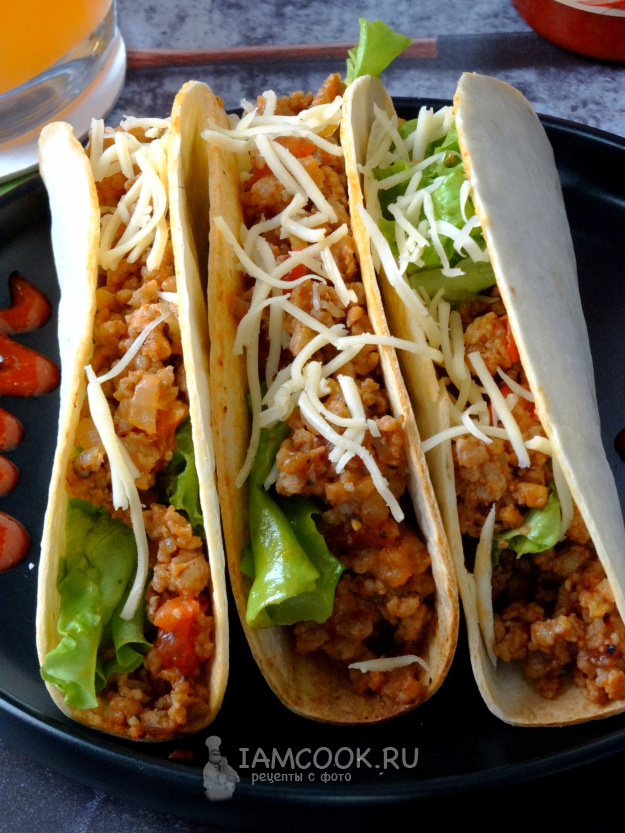 Необычные хрустящие лепёшки с мясной начинкой: быстрый рецепт, который вас удивит