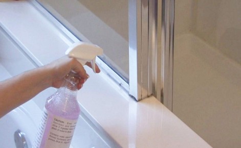 Как навсегда покончить с плесенью в ванной: полезные советы