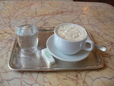 Венский меланж: как приготовить популярный кофе с изюминкой