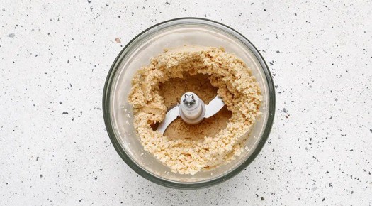 Пошаговый рецепт торта с арахисом и сгущенкой