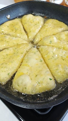 Лепёшки на кефире: простой рецепт для настоящих гурманов