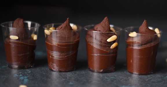 Десерты на троих: простые рецепты, которые удивят