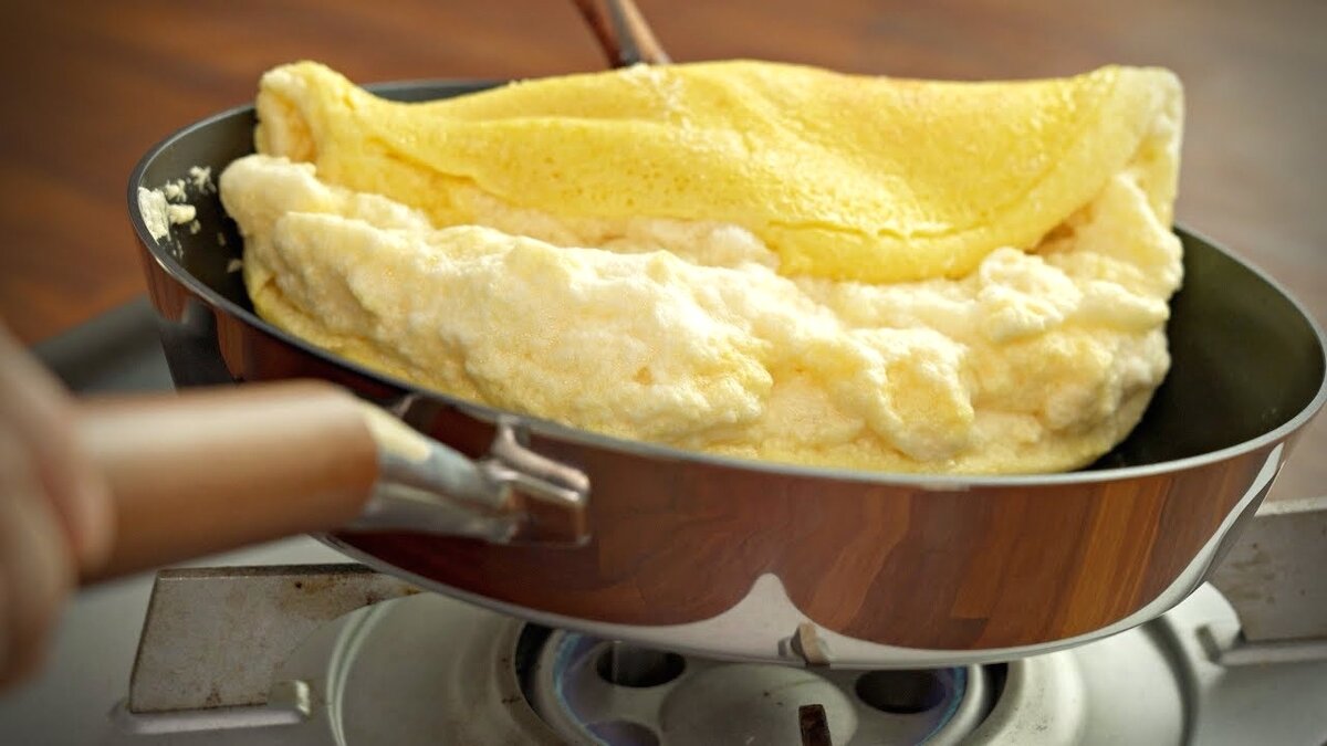 4 важных нюанса для приготовления пышного омлета без духовки