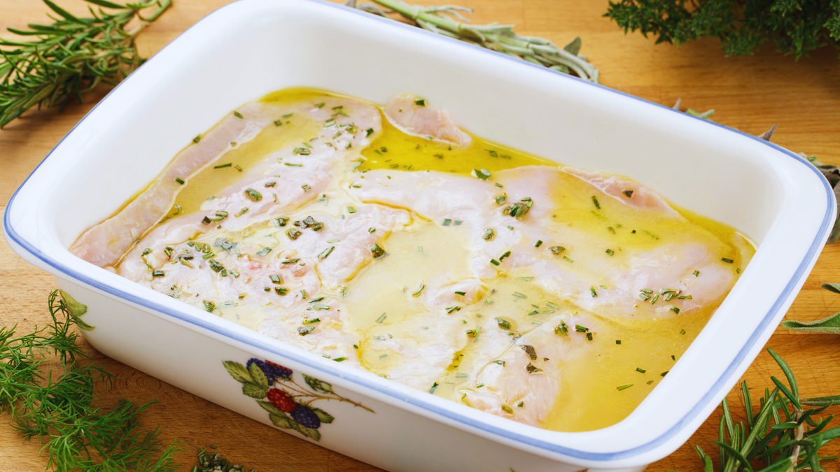 Как простой маринад превращает курицу в кулинарный шедевр