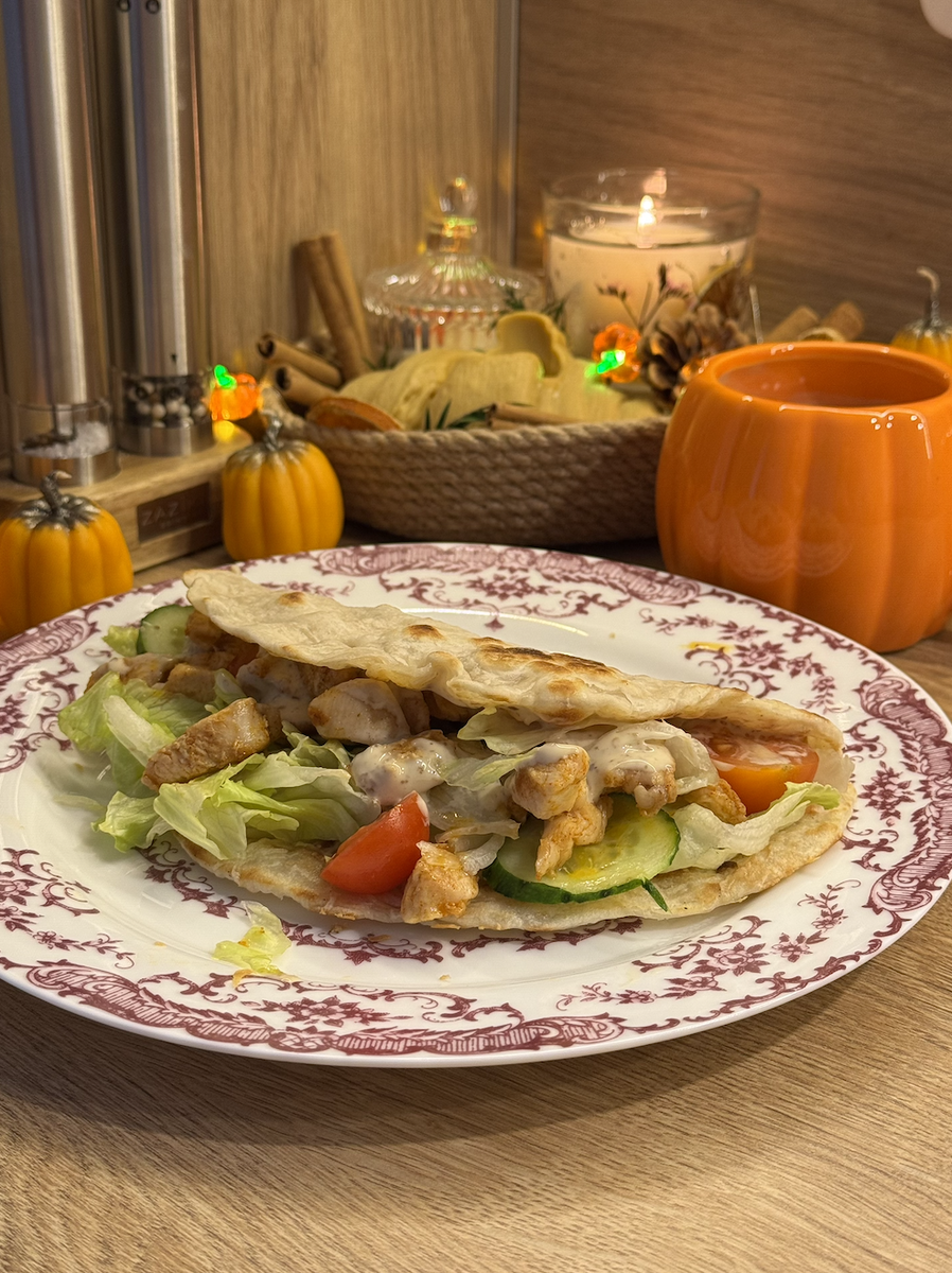 Как приготовить лепёшку роти с курицей для идеального завтрака