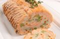 Изысканный рулет из лосося: идеальная закуска для любого праздника