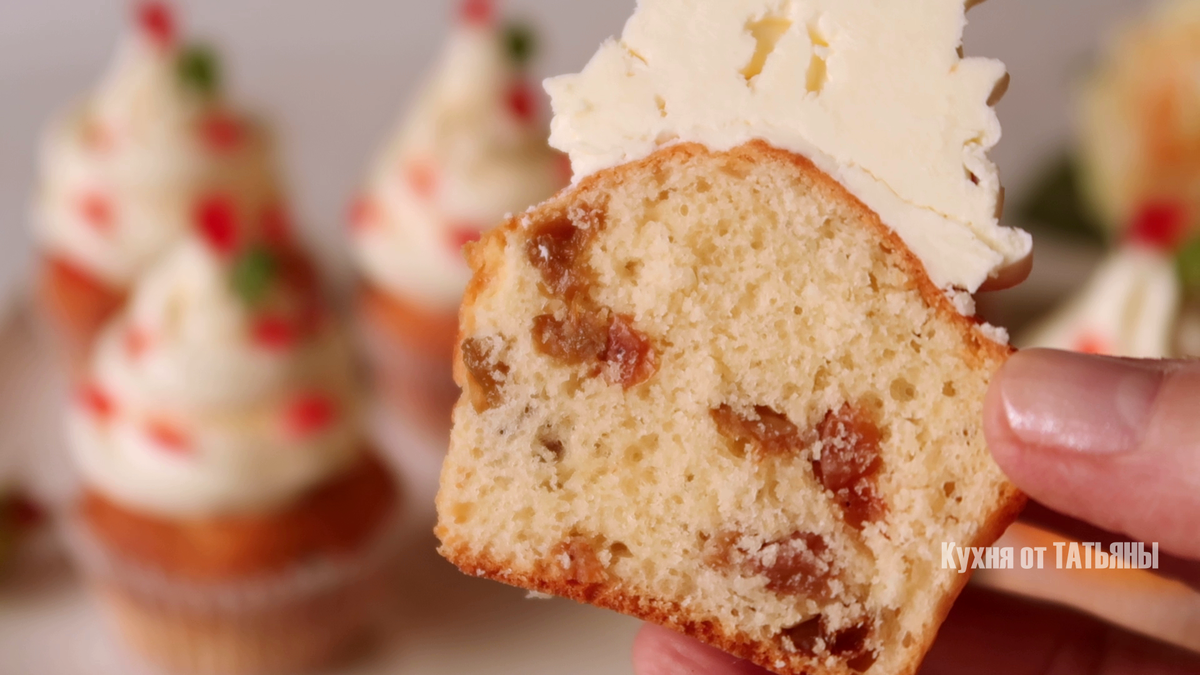 Творожные кексы с кремом за 10 минут: быстрые и эффектные угощения для чая