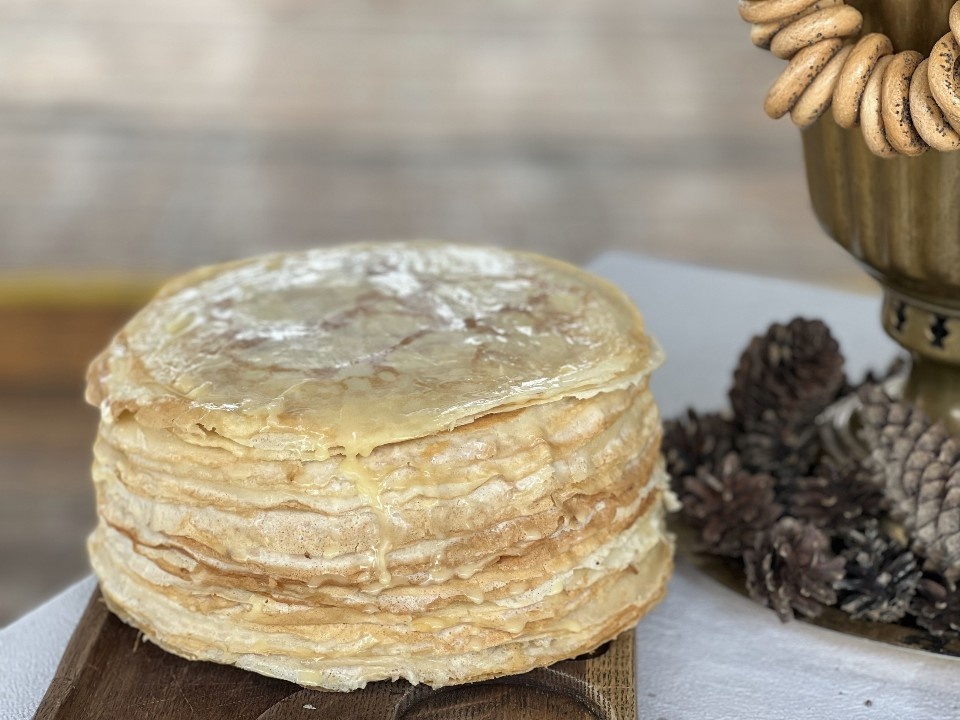 Быстрые и вкусные блины на сметане: идеальный завтрак за 15 минут