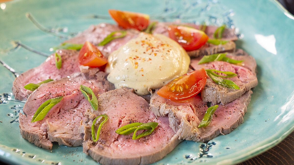 Непревзойденный Вителло Тонато: Идеальное сочетание мяса и тунца