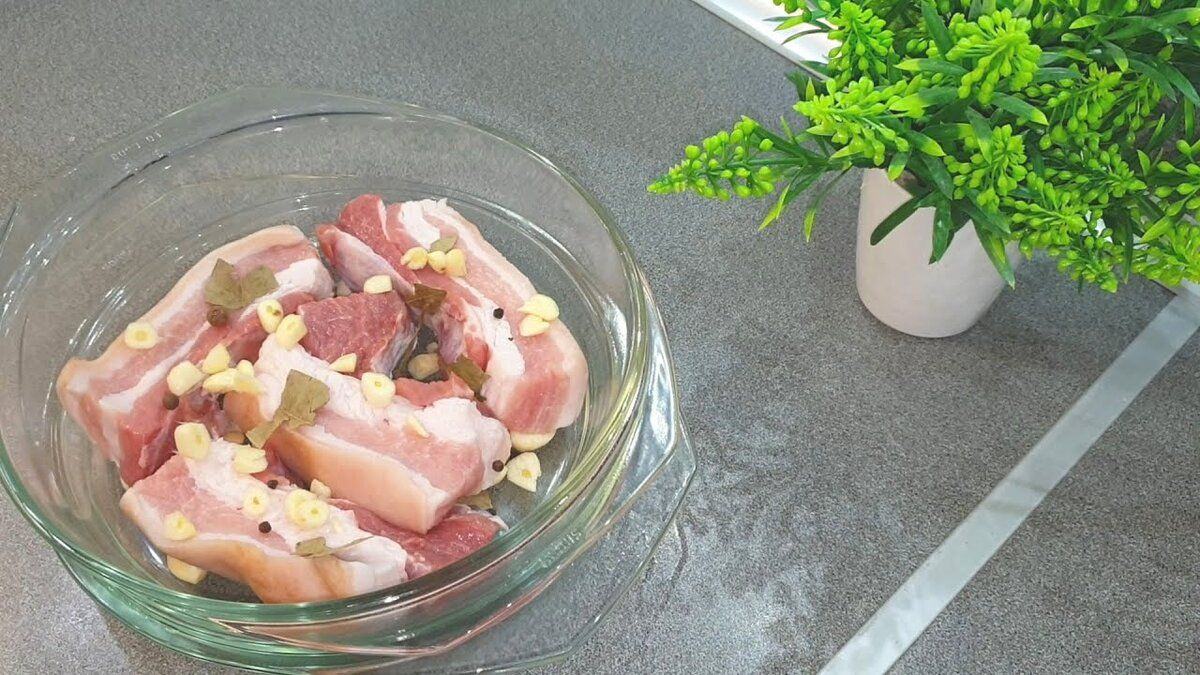 Как приготовить вкусное сало в рассоле: простой и проверенный рецепт